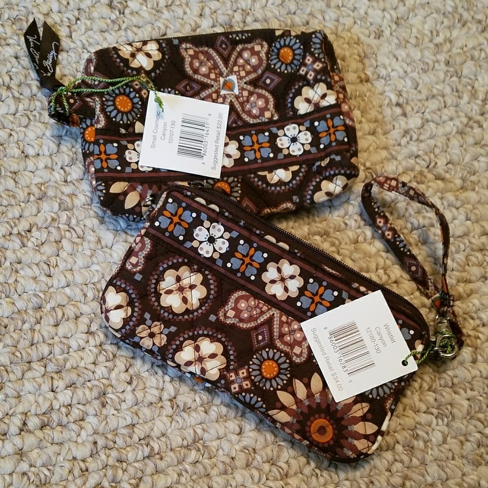 Wristlet & Small Cosmetic in Canyon